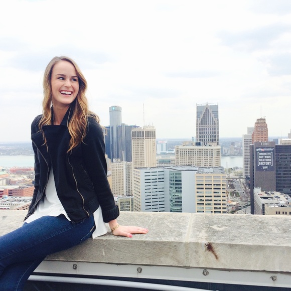 Meet your Posher, Jordan - Picture 2 of 8